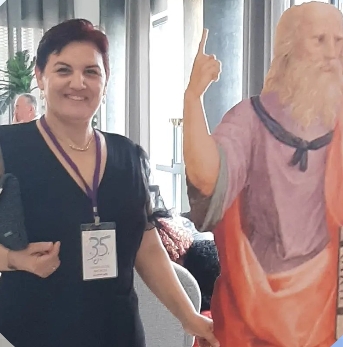 “STOA FELSEFESİ” ile nasıl daha iyi bir sen ? / Saniye&nbsp;GÜLEL